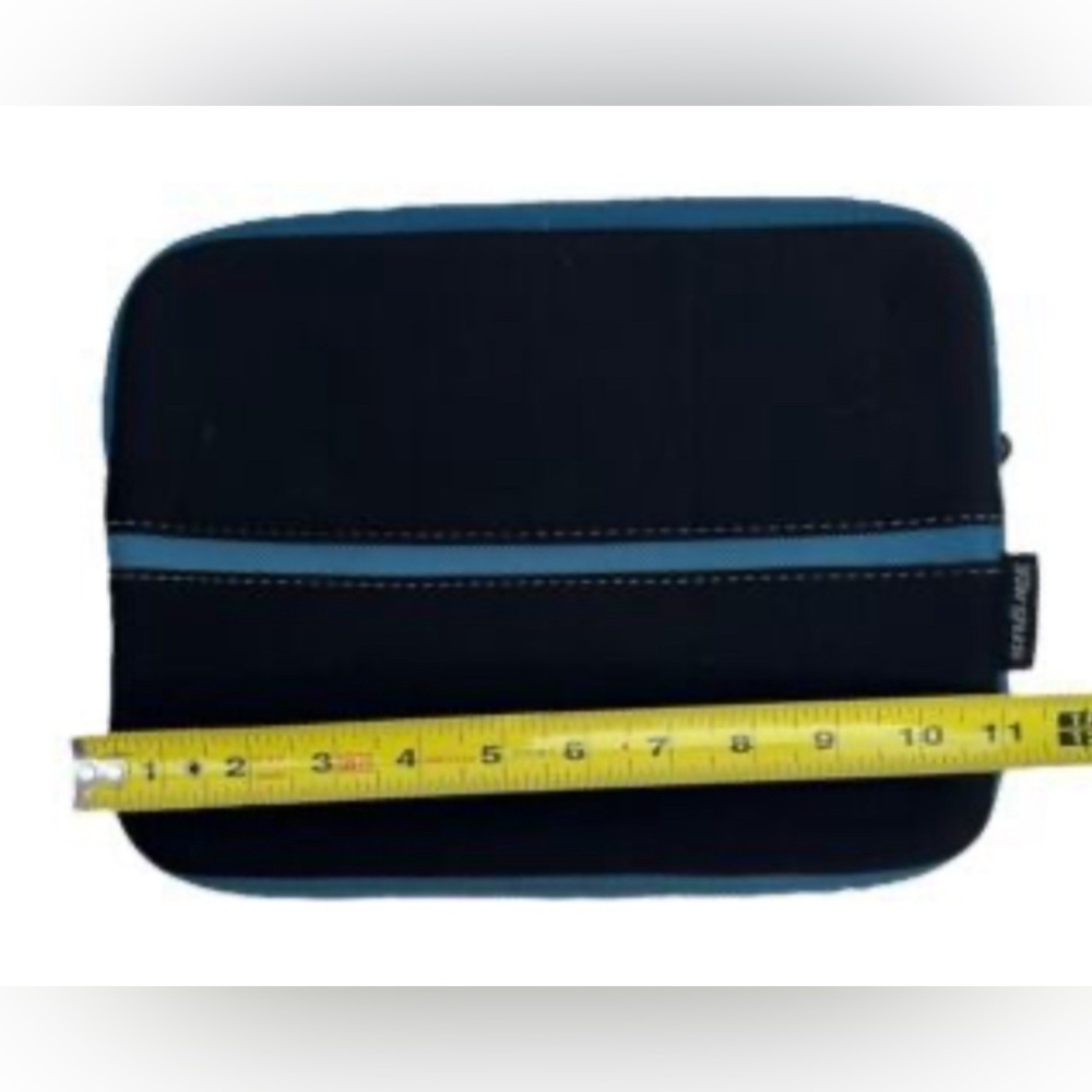 Targus 10.2" Slipskin Peel Netbook Protective Sleeve Black Neoprene Zipper Case‎ - Picture 5 of 7